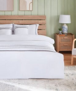 Grande Affordables White Haven Voul 5-Piece King S...