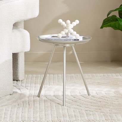 Vendra Splendid Accent Table