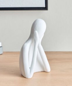 Wren Polyresin Man Accent - 11x7.5x17.5 cm