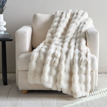 Ness 2-Sided Brushed Bubble Faux Fur Throw - 130x1...