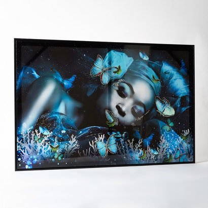 Ersel Girl Framed Picture with High Gloss Surface ...