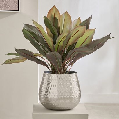 Avya Metal Textured Planter - 32x32x30 cm