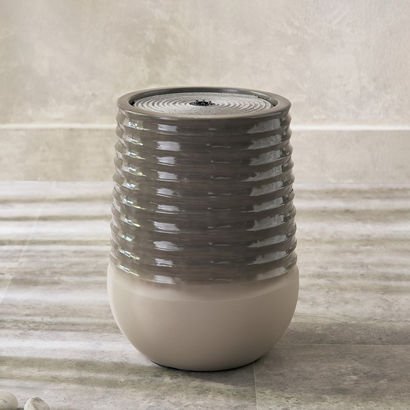 Vera - Elysian Resin Outdoor Fountain - 28x28x37 c...