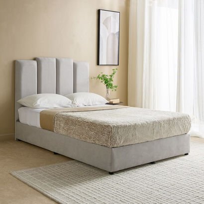 Curvy Riston Upholstered Queen Bed - 140x200 cm