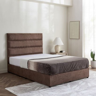 Curvy Linear Upholstered Queen Bed - 140x200 cm