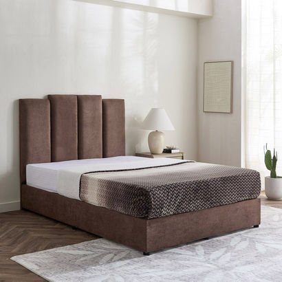 Curvy Riston Upholstered Queen Bed - 160x200 cm