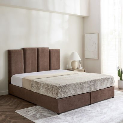 Curvy Riston Upholstered King Bed - 180x200 cm