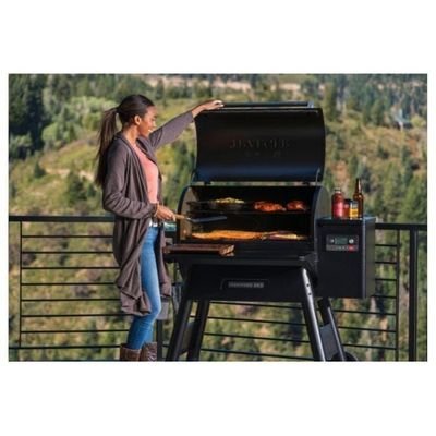 Traeger Ironwood 885 Wood Pellet Grill - Image 5