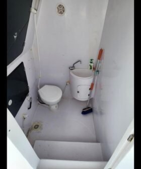 CUSTOM 39 Feet 2022 - Image 4