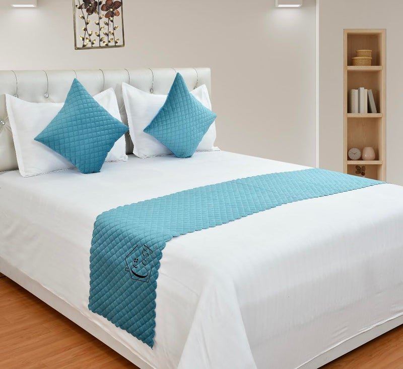 Cosy CORNER Bed Runner with Reversible Cushion Cover Decorative Scarf for Bedroom Hotel Wedding Room for Bedrooms/Hotel Rooms/Guest Rooms (Light Blue)