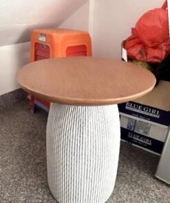 C&C Home Modern Scandinavian Design Round Side Table Round Edges Smooth Finish Pedestal Side Table End Table for Living Room Bedroom Home Office Furniture 43x50.5 cm (Fully Assembled)