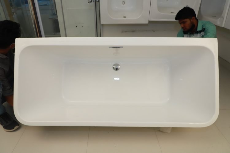 Freestanding acrylic bathtub 160×70 - Image 2