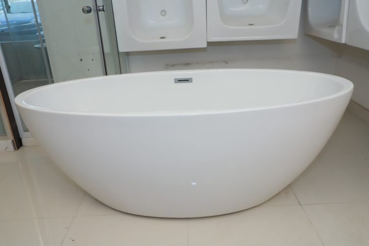 Helen freestanding acrylic bathtub 170×76