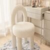 C&C Home Modern Single Sofa Comfy Fluffy Vanity Chair Elegant Furry Makeup Desk Chairs for Bedroom Living Room 47 x 44 x 77 Centimeter