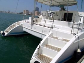 BROADBLUE CATAMARANS 385 2007 - Image 4