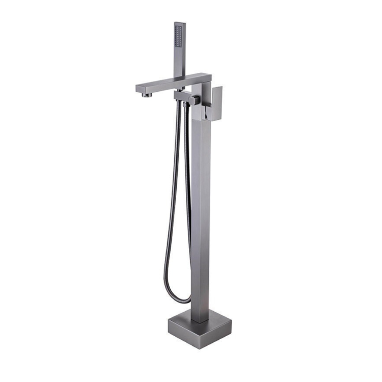 Bathtub floor mounted faucet chrome