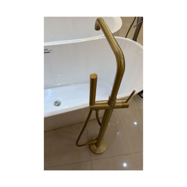 Gold freestanding bathtub mixer 110cm