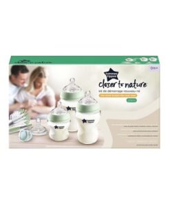 Alternative view of tommee tippee Natural Start Glass Newborn Starter Set, 150ml and 250ml Anti-Colic Baby Bottles, Slow and Medium Flow Breast-Like Teats for a Natural Latch, Self-Sterilising