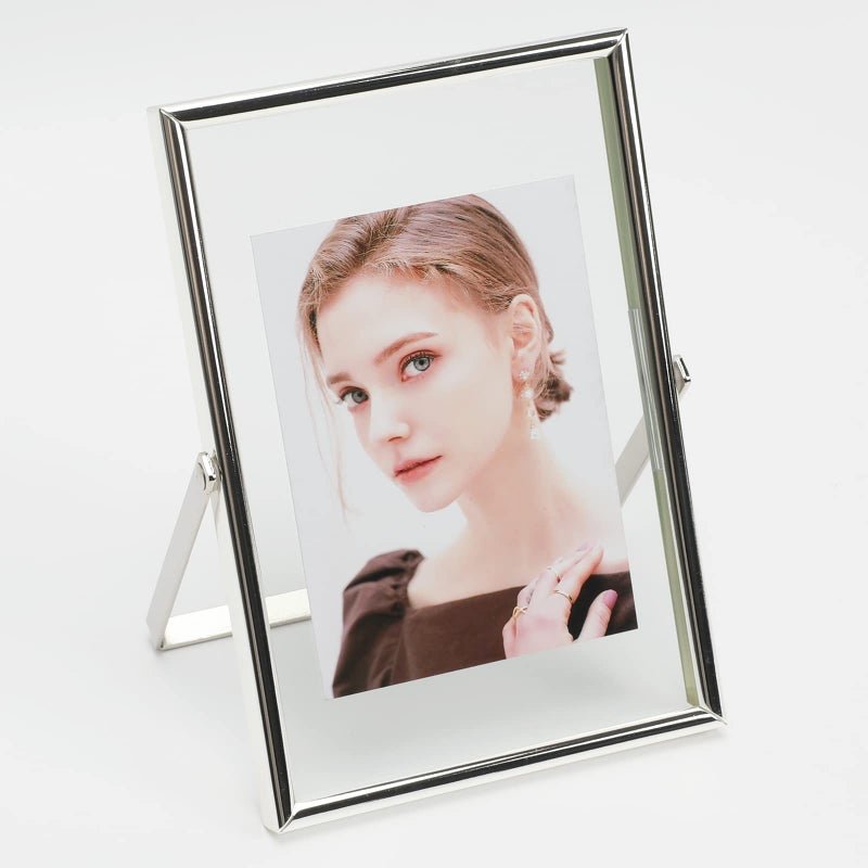 AhaGo Silver Floating Frame (4""x6"" Vertical) For Picture 3.5x5 2x3 1x2 Tabletop Shelf Photo Frame Classy Gift For Festival Wedding Home or Office D?cor