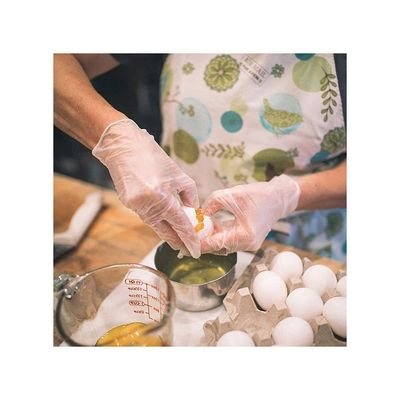 Set Of 100 Disposable Vinyl Gloves Transparent 9.5inch - Image 3