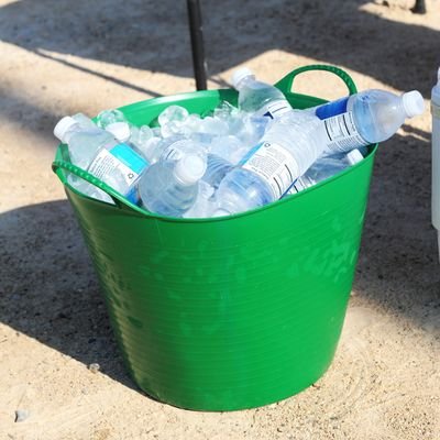 Red Gorilla - Gorilla Tubs & Recycled Black Tubs - Medium 26L -Green - Image 2