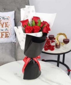 Cute Love 7 Red Roses Bouquet