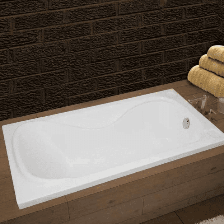 Elevate relaxation with freestyle acrylic bathtub – available in 165x75x39cm and 170x75x39cm for a customized bathing experience