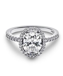 PANDORA Oval Sparkling Halo Statement Ring